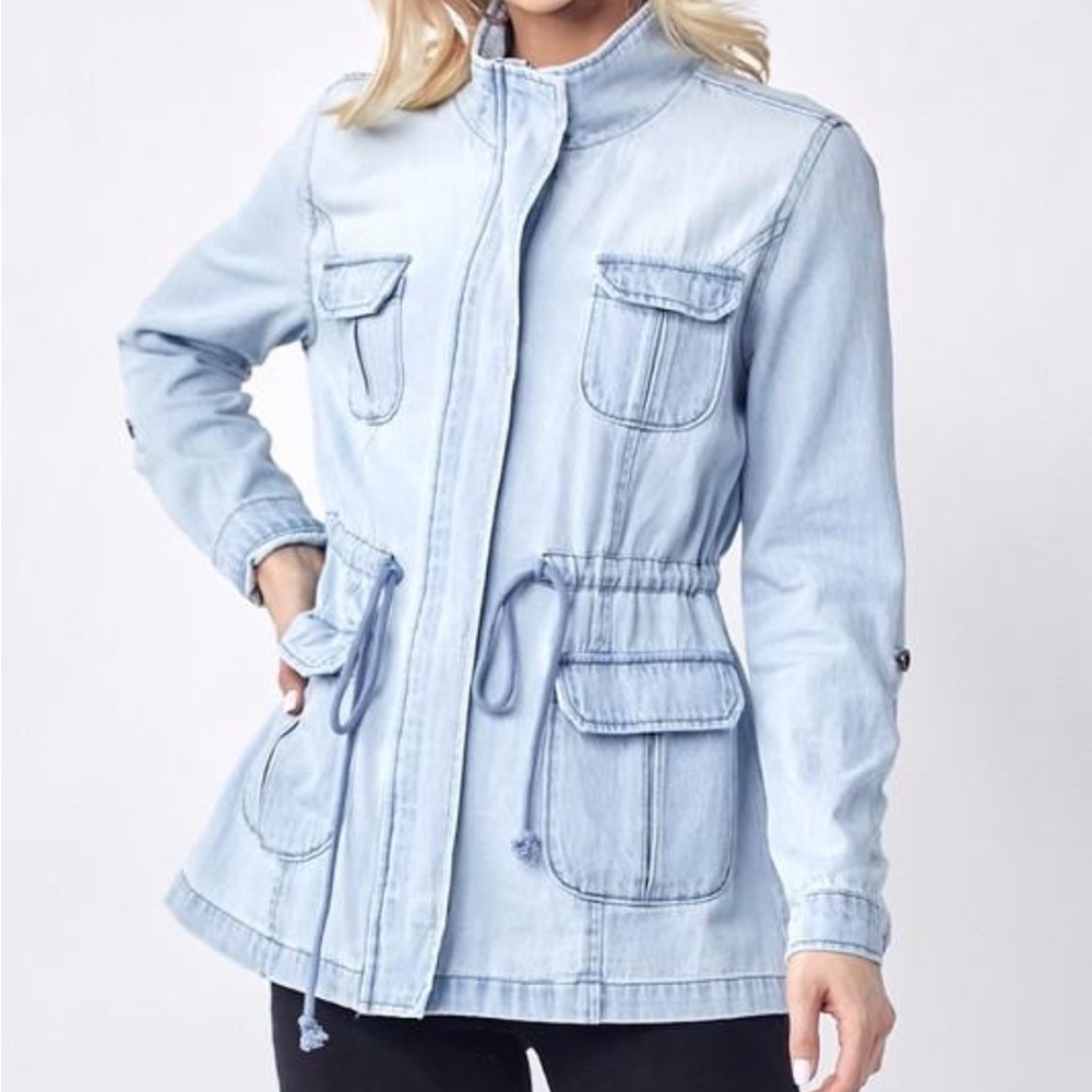 Risen Size M zip up Jean Jacket
